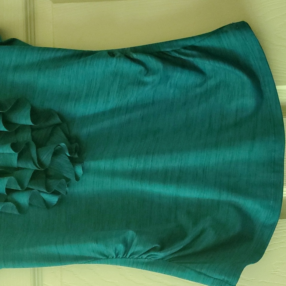 Ruffled front blouse - Picture 3 of 6